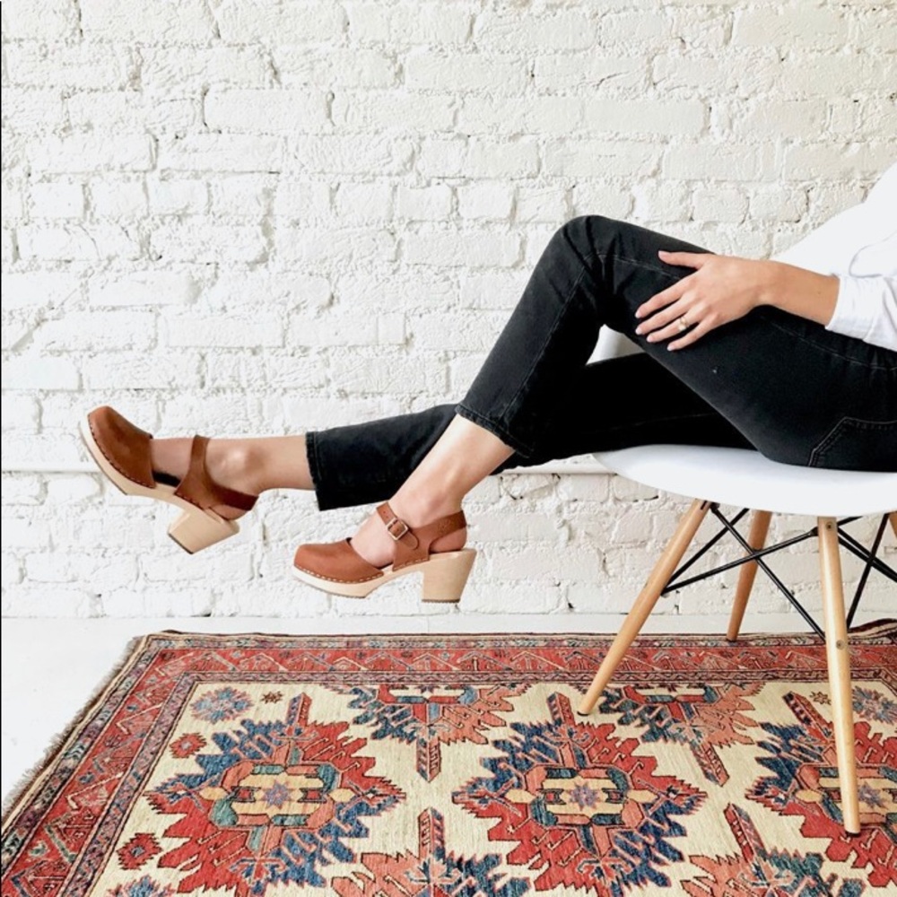 Swedish Clogs (39, 8.5)
